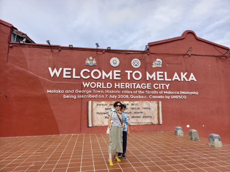 Melaka's Red "Welcome" Wall-Melaka's Popular Check-in Spot